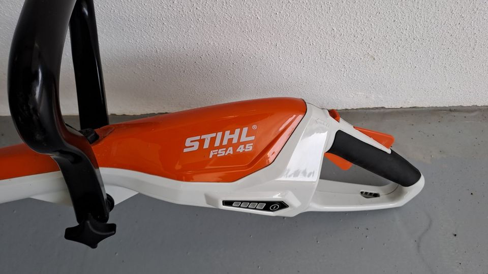 Stihl Akku Sense zu vermieten in Weismain