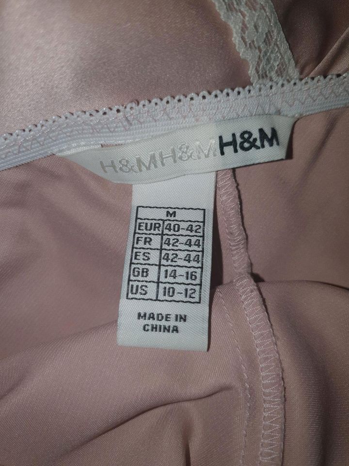 Negligee Satin (Versand inkl)H&M 40/42 in Rinteln