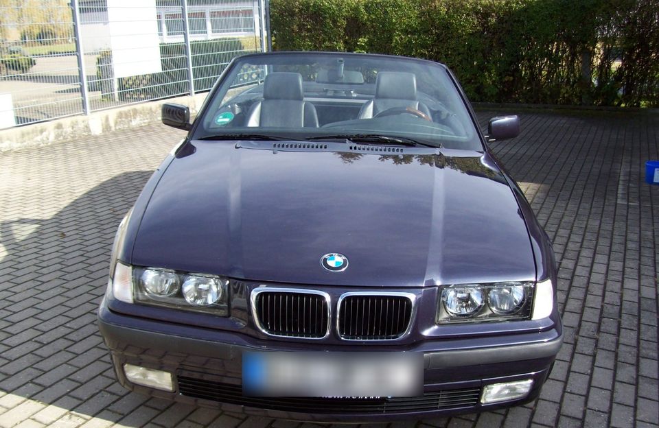 BMW 320i Cabrio in Bachhagel