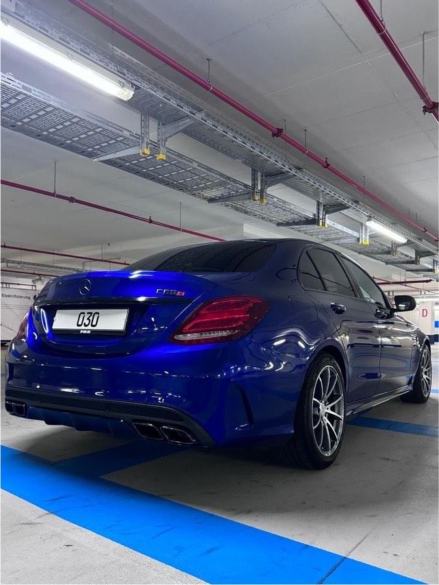 Mercedes C63s mieten Auto mieten C63 Sportwagen mieten Berlin Hochzeitsauto mieten Berlin Hochzeitsauto mieten Auto mieten Brandenburg Mercedes AMG in Berlin