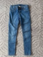 Kinder Jeanshose slim fit Größe 146 Baden-Württemberg - Waldenburg Vorschau