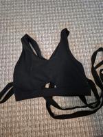 gymshark cropped bh top S Black schwarz Berlin - Charlottenburg Vorschau