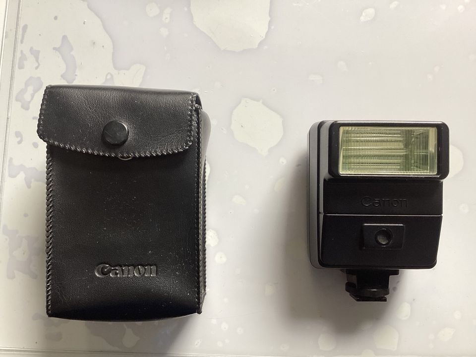 Canon Fotoblitzgerät Speedlite 177A in Neu-Anspach