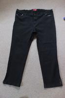 Schwarze Damen-Jeans von THEA, Gr. 54 mit silbernen Nieten Hessen - Petersberg Vorschau