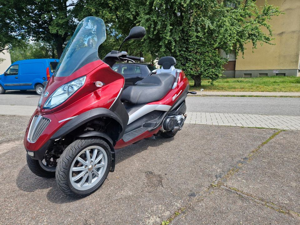 Piaggio Mp3 400 Lt (Auto Führerschein) in Dudenhofen