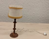 Vintage STEHLAMPE mit Stoffschirm H 12 cm  f. Puppenstube 1960er Baden-Württemberg - Ettlingen Vorschau