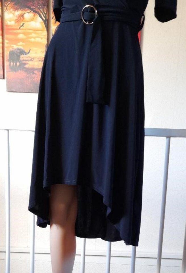 Dunkelblaues Damen Kleid asymmetrische mit Schnalle Gr. 32/34 XS in Dormagen