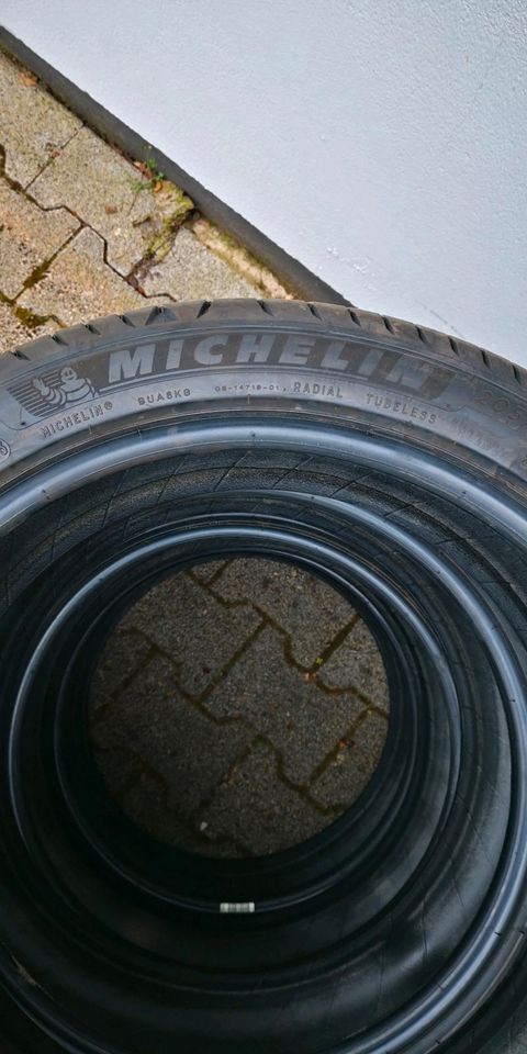 Michelin Primacy 4, 205/45R17 88H Sommer in Oberhausen