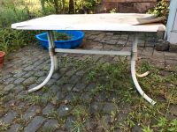 Gartentisch Tisch zu verschenken Leipzig - Altlindenau Vorschau