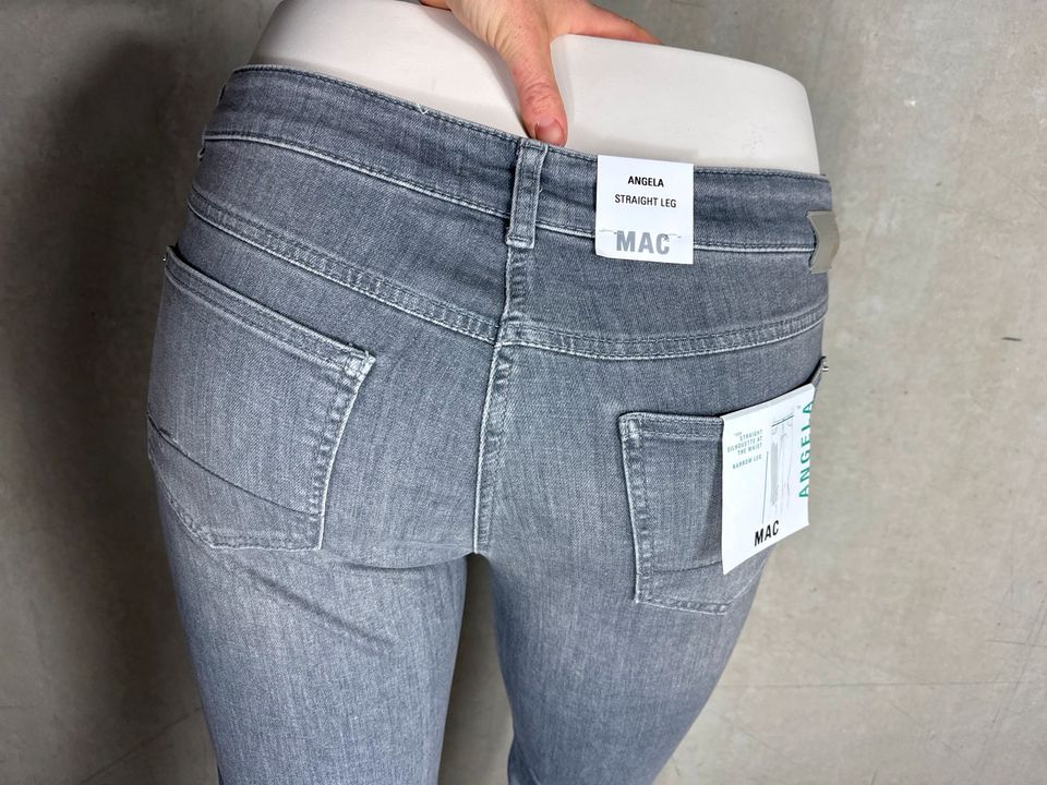 Mac Jeans Angela straight leg neu 44 L30  210 in Erlabrunn