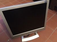 Medion MD 30917 PN LCD TFT Bildschirm 17 Zoll mit Lautsprecher Sachsen - Rackwitz Vorschau