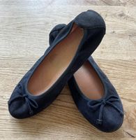 Unisa Ballerinas, Wildleder blau mit Schleife, 38, wie neu!!! Hessen - Königstein im Taunus Vorschau