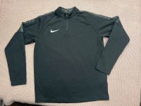 Nike DRI-FIT Langarm Shirt, Gr. XL (Kinder) Hessen - Hofheim am Taunus Vorschau