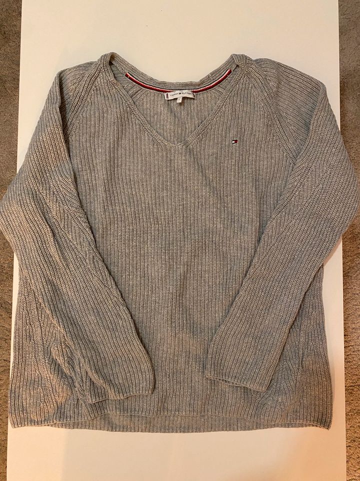 Tommy Hilfiger Damen Pullover Strickpullover Gr. L in Schwarzenbek