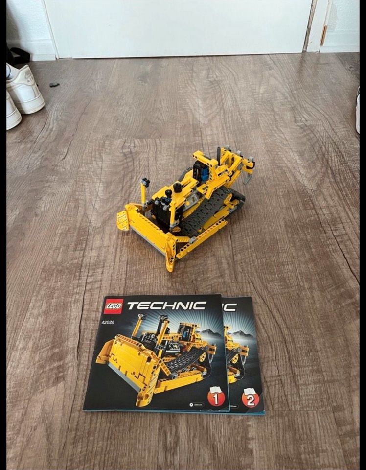 LEGO 42028 - Technic Bulldozer in Lemgo