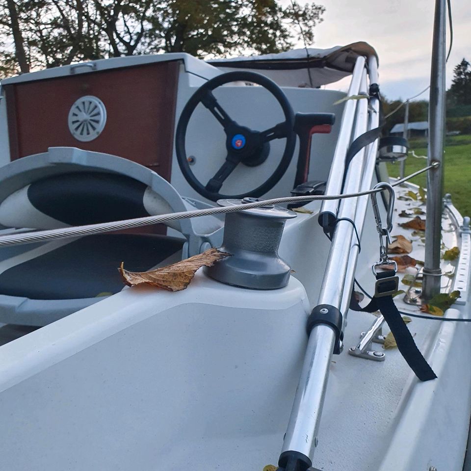 Kajütboot Angelboot Motorboot Tuckerboot in Pinneberg