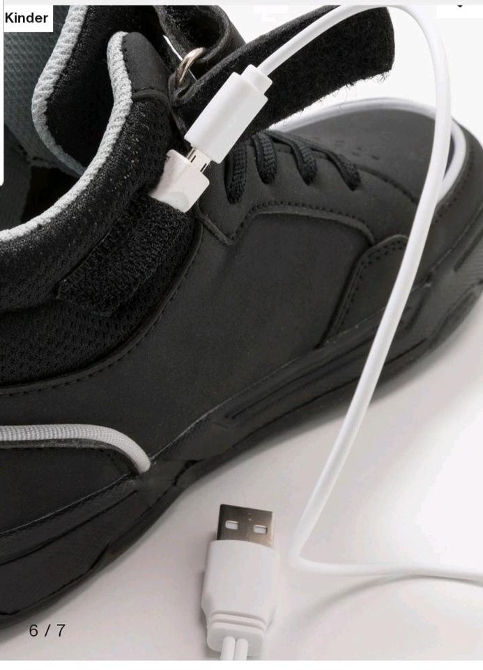 Kappa hohe Sneaker schwarz mit LED Leuchteffekt in Bayern - Germering |  Gebrauchte Kinderschuhe Größe 32 kaufen | eBay Kleinanzeigen ist jetzt  Kleinanzeigen