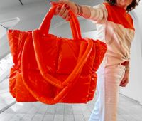 NEON SHOPPER im Knitterlook STATEMENT ACCESSOIRE in Orange Essen - Rüttenscheid Vorschau