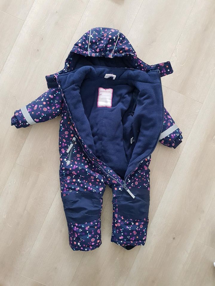 Schneeoverall Mädchen Gr. 80 in Herdorf