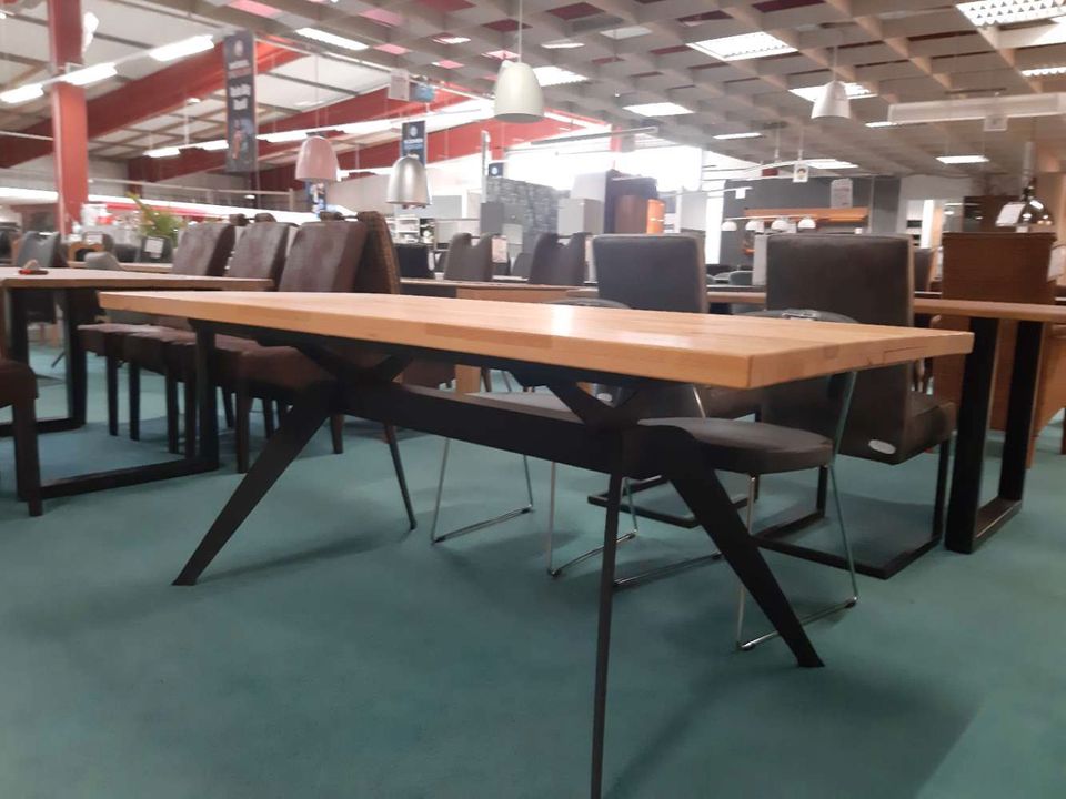 Esstisch / Tisch  / Holztisch statt 589€ in Zeitz