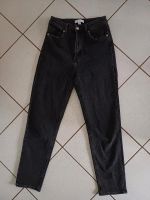 H&M schwarze Jeans Boy Cut Gr. 34 Nordrhein-Westfalen - Niederkassel Vorschau