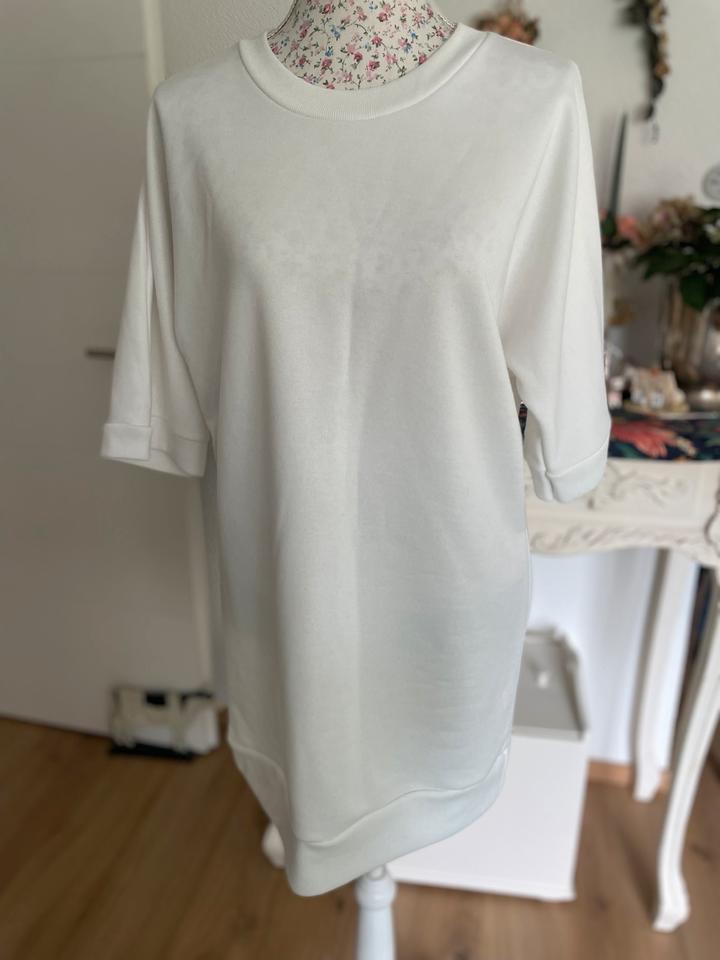 Sweatshirt Pullover Shirt BOOHOO Größe 38 weiß neuwertig in Frankenberg (Eder)