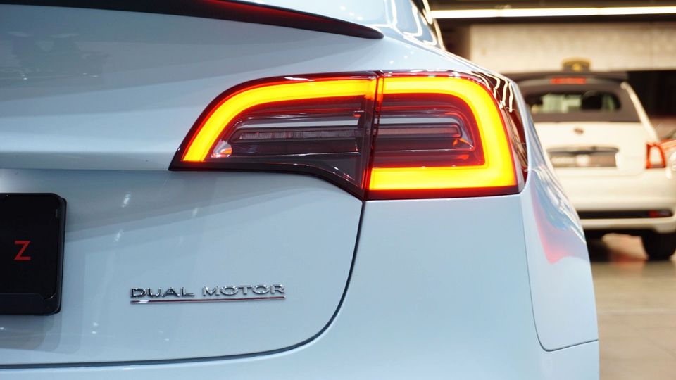 Tesla Model 3 Performance Dual AWD*Enhanced Autopilot* in Remscheid