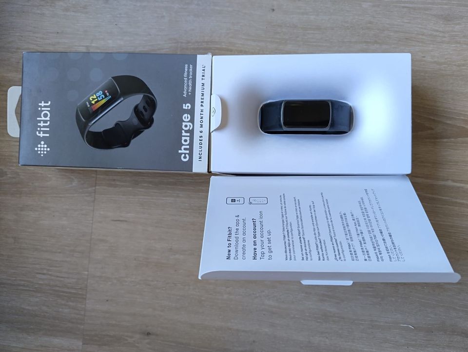 Fitnesstracker Fitbit Charge 5 Schwarz in Hamburg