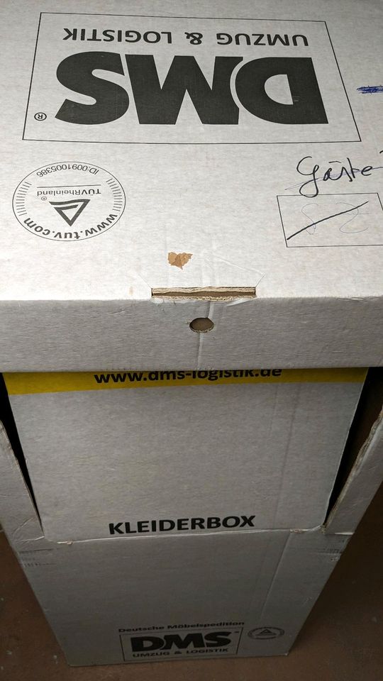 Kleiderbox Umzugskarton in Ravensburg