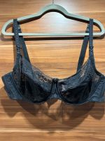 Hunkemöller BH aus Spitze Größe 95E Hessen - Fulda Vorschau