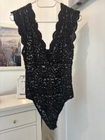 Zara Body schwarz Spitze Gr. S kurzarm Hessen - Glauburg Vorschau