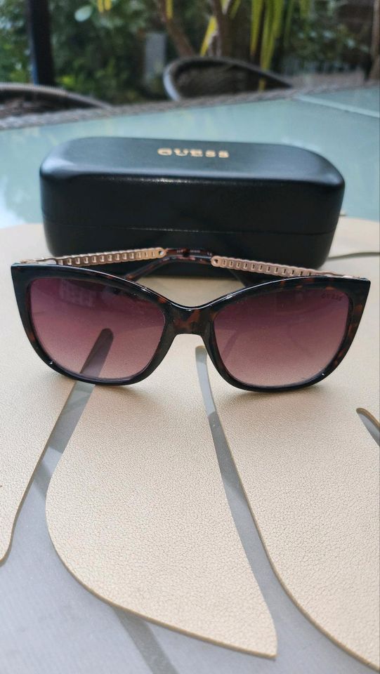 Guess Sonnenbrille Damen Sommer Braun Gold in Fürth