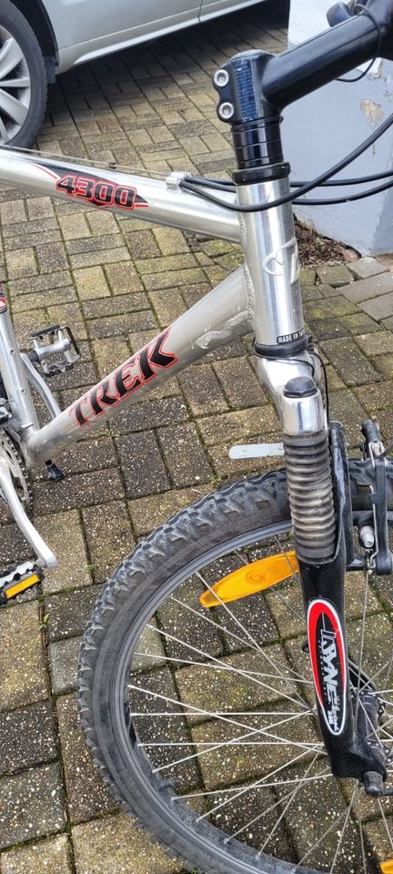 Aluminium Fahrrad 26 Zoll in Sundern (Sauerland)