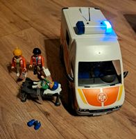 Playmobil citylife Krankenwagen 6685 mit Licht und Sound komplett Sachsen-Anhalt - Elsteraue Vorschau