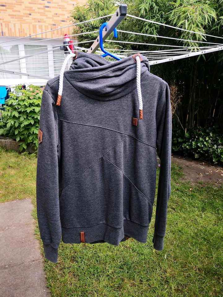 Naketano (Original) Hoodie Größe M in Norderstedt