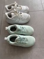 Kinder Nike Adidas Sneaker Schuhe Größe 25/ Nordrhein-Westfalen - Krefeld Vorschau