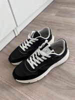 Marc O’Polo Sneaker Turnschuhe Schwarz weiß Gr. 37 Niedersachsen - Schwülper Vorschau