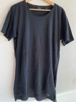 Diesel T-Shirt Gr. M oversized longsize schwarz Rave Baden-Württemberg - Münsingen Vorschau