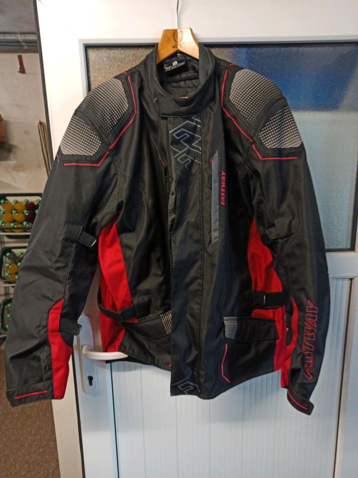 Herren Motorrad Jacke Textil GR.56 in Baiersdorf