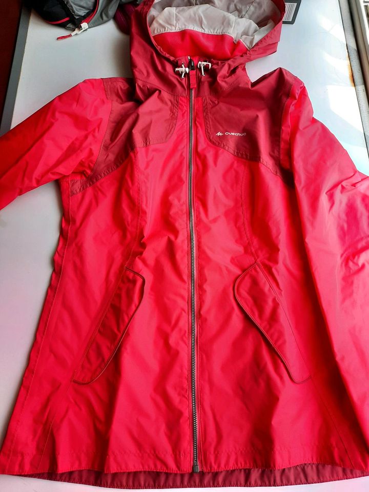 Neuwertige Regenjacke Damen pink; Decathlon Quechua; Größe S in  Baden-Württemberg - Laupheim | eBay Kleinanzeigen ist jetzt Kleinanzeigen