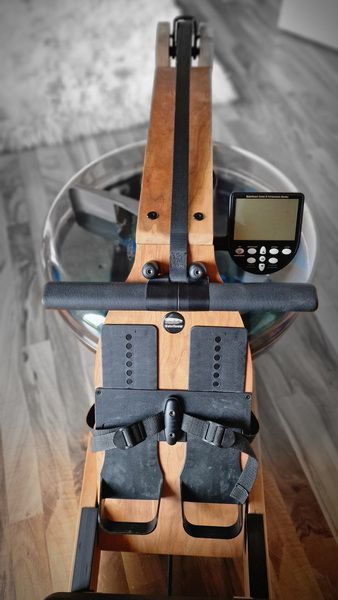 Water Rower Original in Kirsche + Monitor Rudergerät Waterrower in Oberding