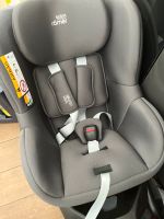 Dualfix M Plus Britax Römer NEU & OVP Midnight Grey Bayern - Haßfurt Vorschau