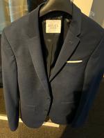 Top Anzug von Digl gr. 90 slim Sachsen - Gornsdorf Vorschau