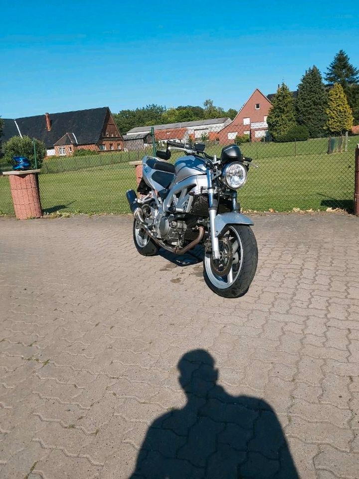 Suzuki Sv650 Naked (Kante) A2 tauglich in Rahden