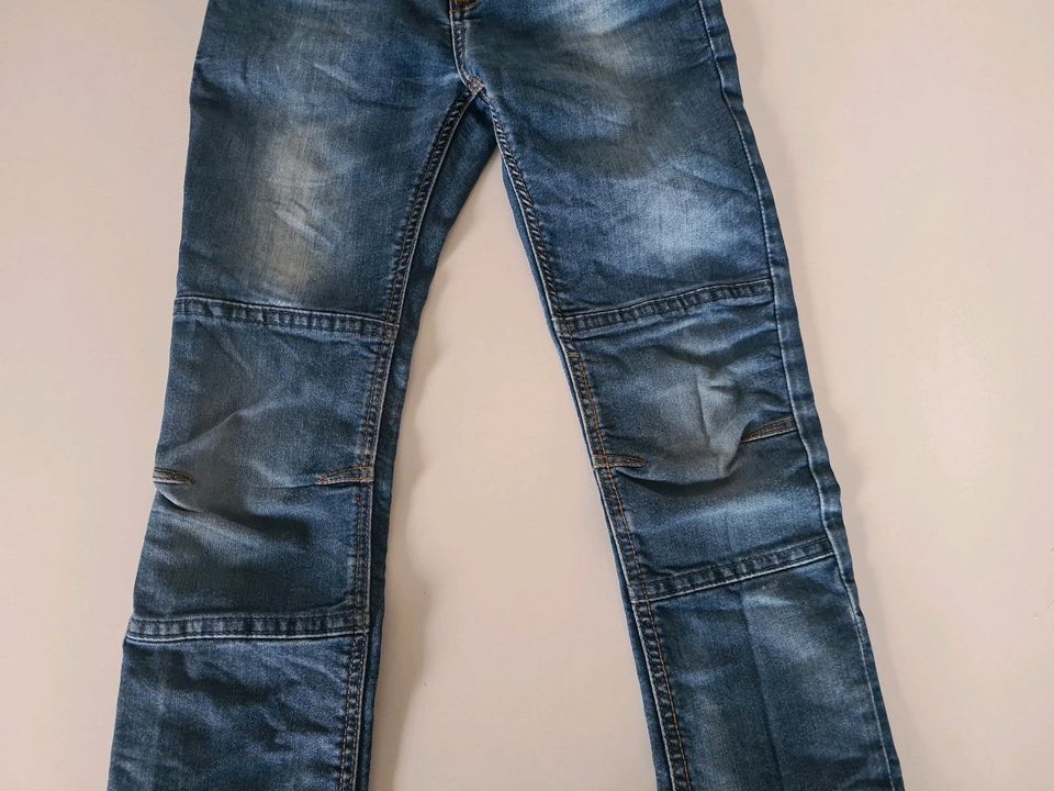 H&M Skinny Fit Jeans Gr.134 Jungen Hose in Wittlich
