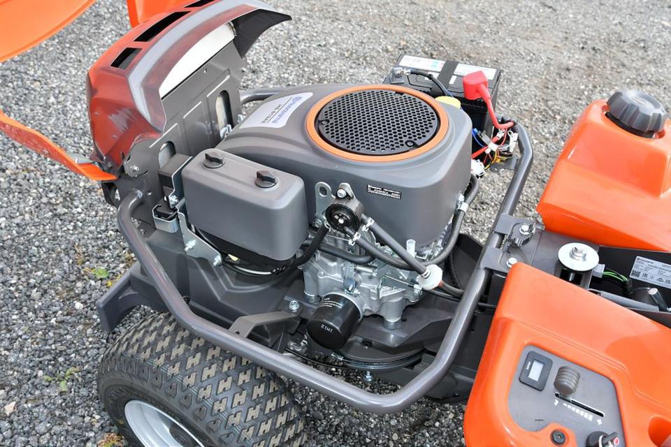 Husqvarna Rider, R214C, Frontmäher, Rasenmäher, Rassentraktor in Bredstedt