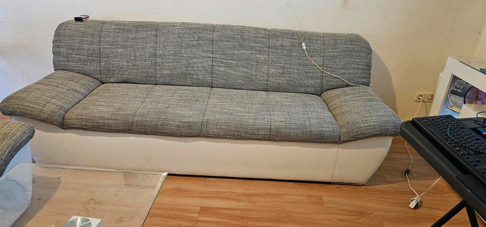 2،sofas  3sitzer in Dessau