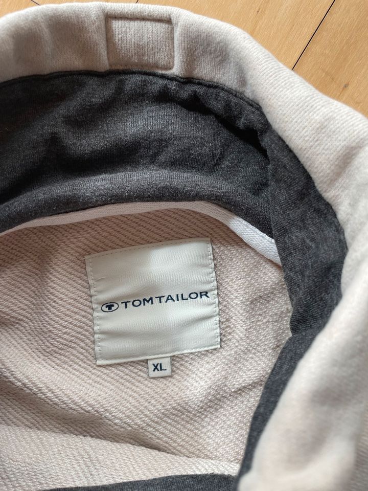 Tom Tailor Pullover mit hohem Hals Gr XL in Freiburg im Breisgau