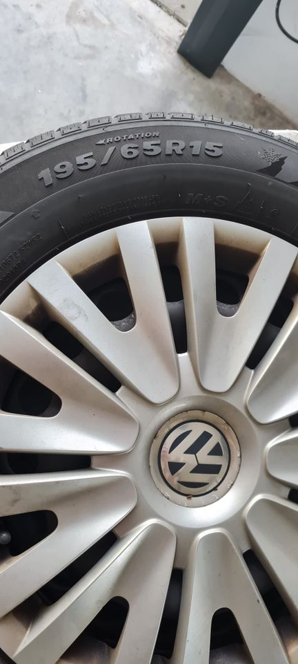 VW Radkappen Radzierblende 4x inkl Stahlfelgen und Reifen in Bad Saulgau