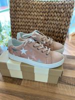 Pantofola d‘Oro Sneakers Leder Gr. 34 rosa Sterne Bayern - Ebermannstadt Vorschau